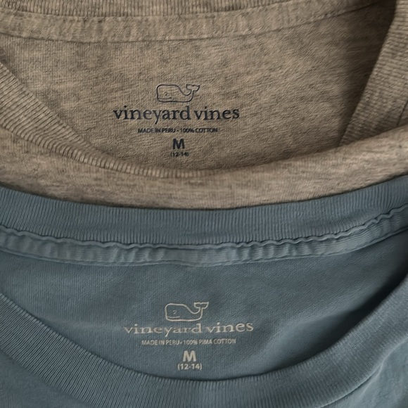 Lot of 2 boys vineyard vines large whale t-shirts size medium 12-14 - Picture 3 of 3